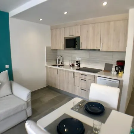 Modern Stylish Lägenhet
